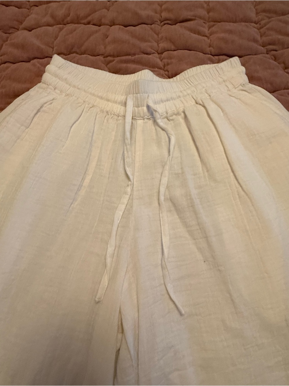 Relaxed Wide-Leg Drawstring Pants in Cream - Picture 5 of 8